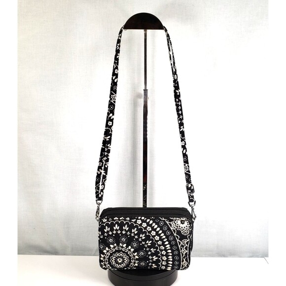 Vera Bradley All in One Crossbody Bag Black Bandana Medallion - Picture 1 of 16